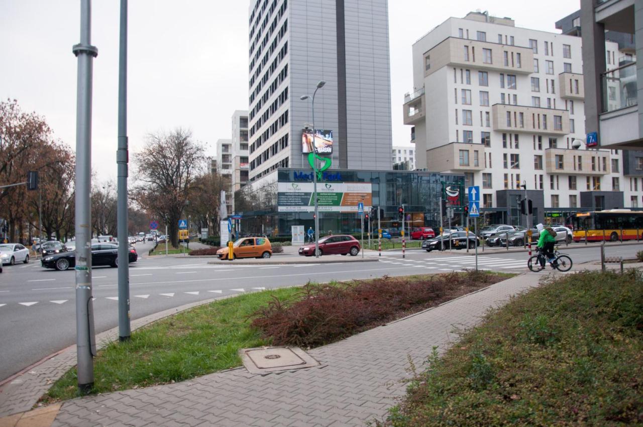 Apartament Cybernetyki Mokotow Varšava Exteriér fotografie