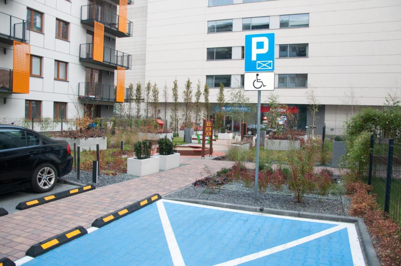 Apartament Cybernetyki Mokotow Varšava Exteriér fotografie