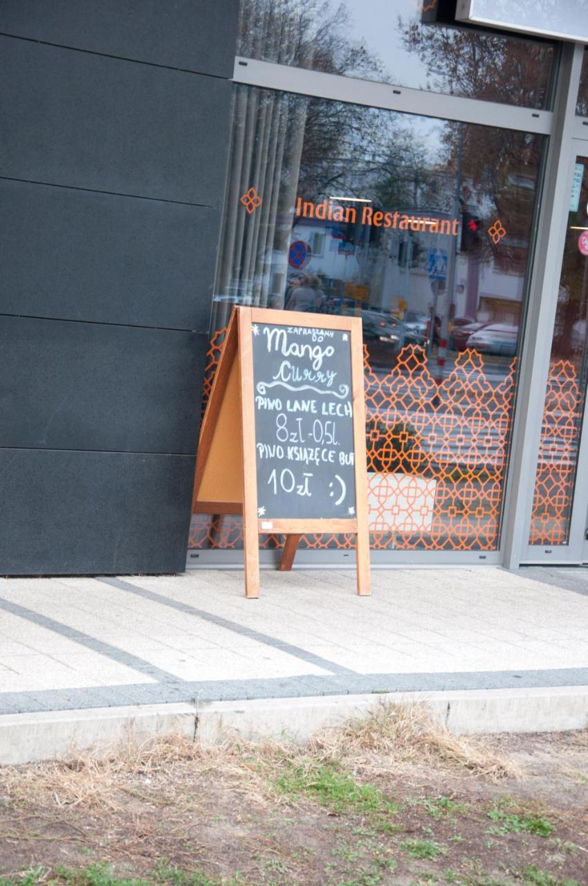 Apartament Cybernetyki Mokotow Varšava Exteriér fotografie