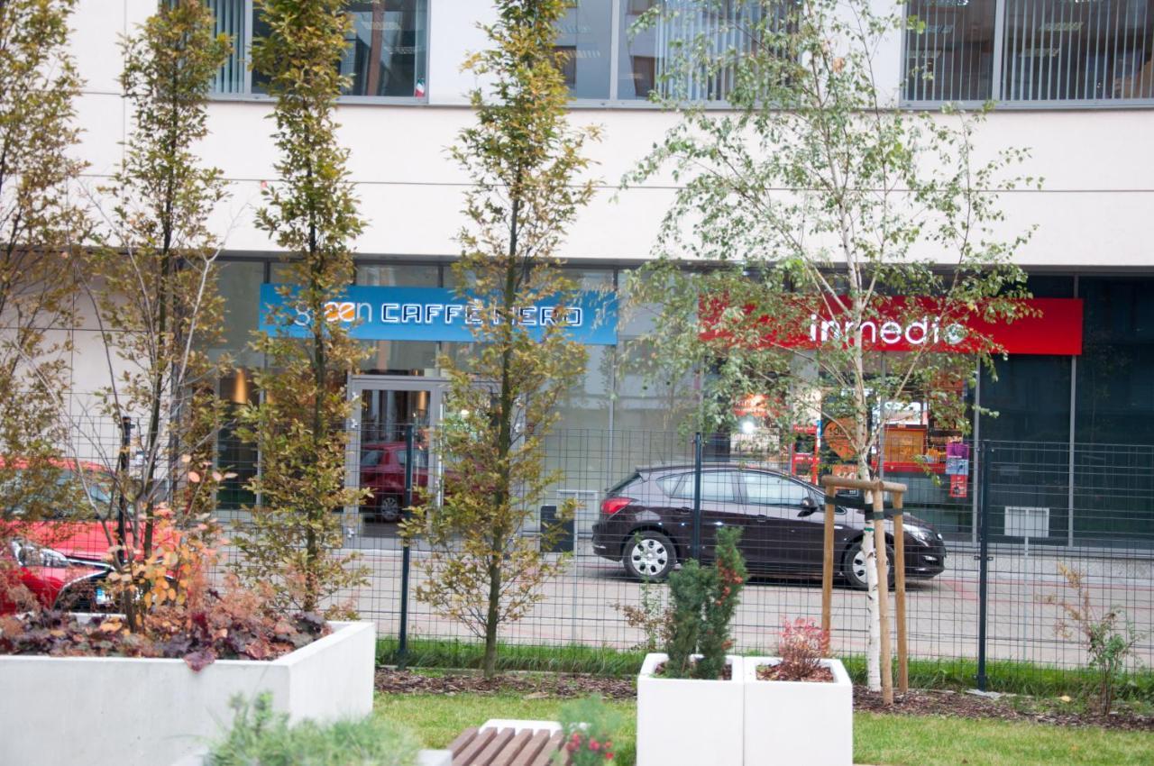 Apartament Cybernetyki Mokotow Varšava Exteriér fotografie
