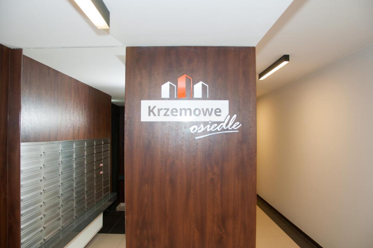 Apartament Cybernetyki Mokotow Varšava Exteriér fotografie