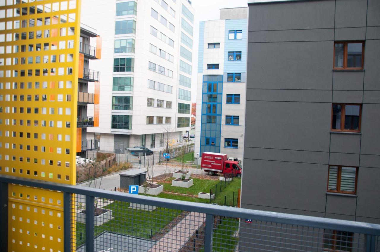 Apartament Cybernetyki Mokotow Varšava Exteriér fotografie