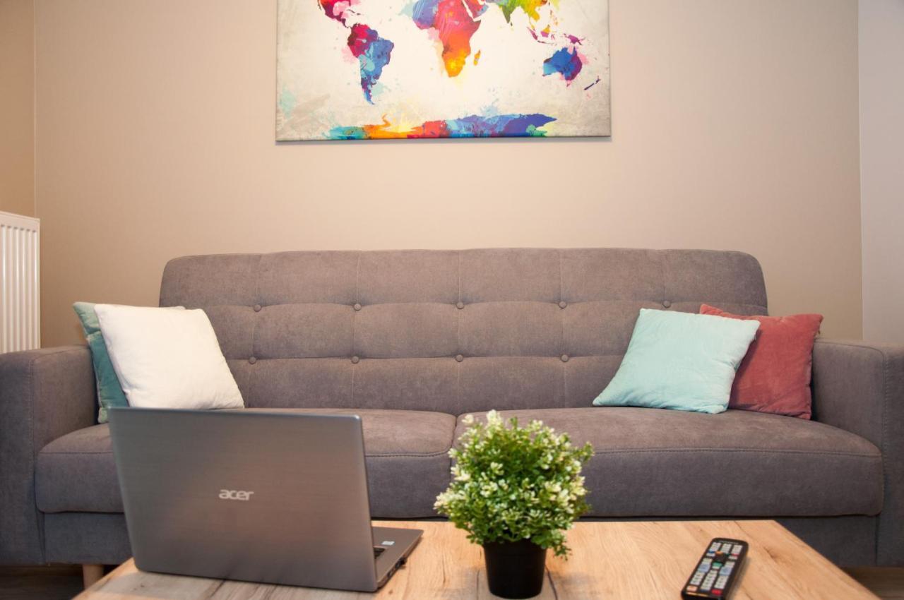 Apartament Cybernetyki Mokotow Varšava Exteriér fotografie