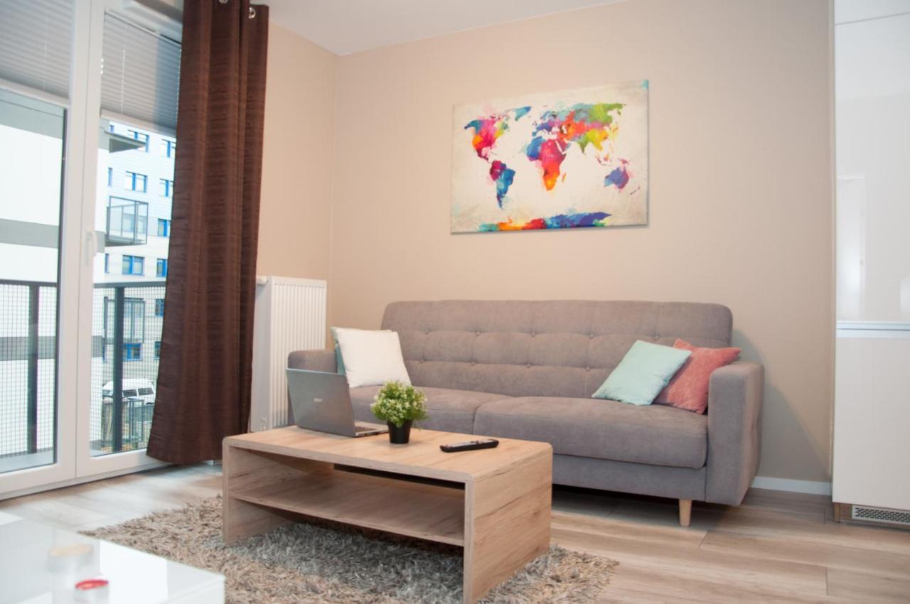 Apartament Cybernetyki Mokotow Varšava Exteriér fotografie