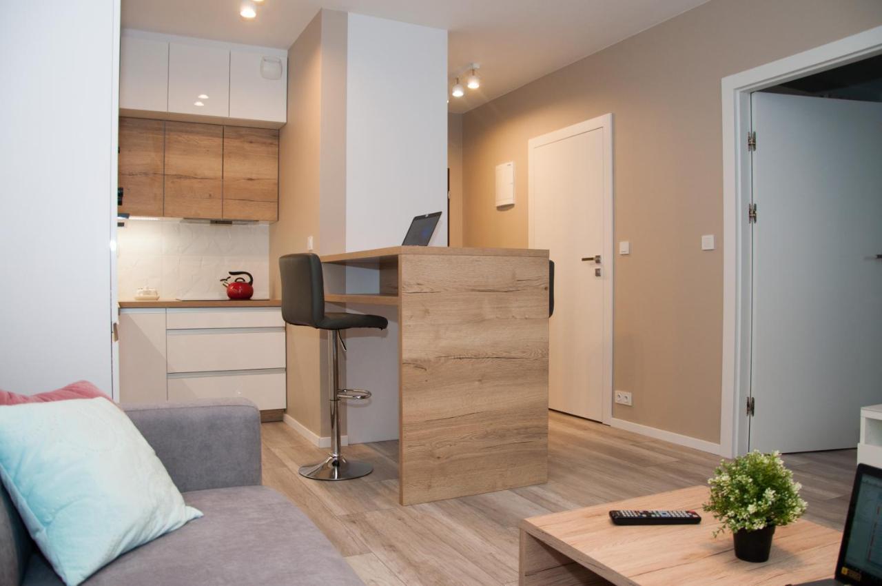 Apartament Cybernetyki Mokotow Varšava Exteriér fotografie